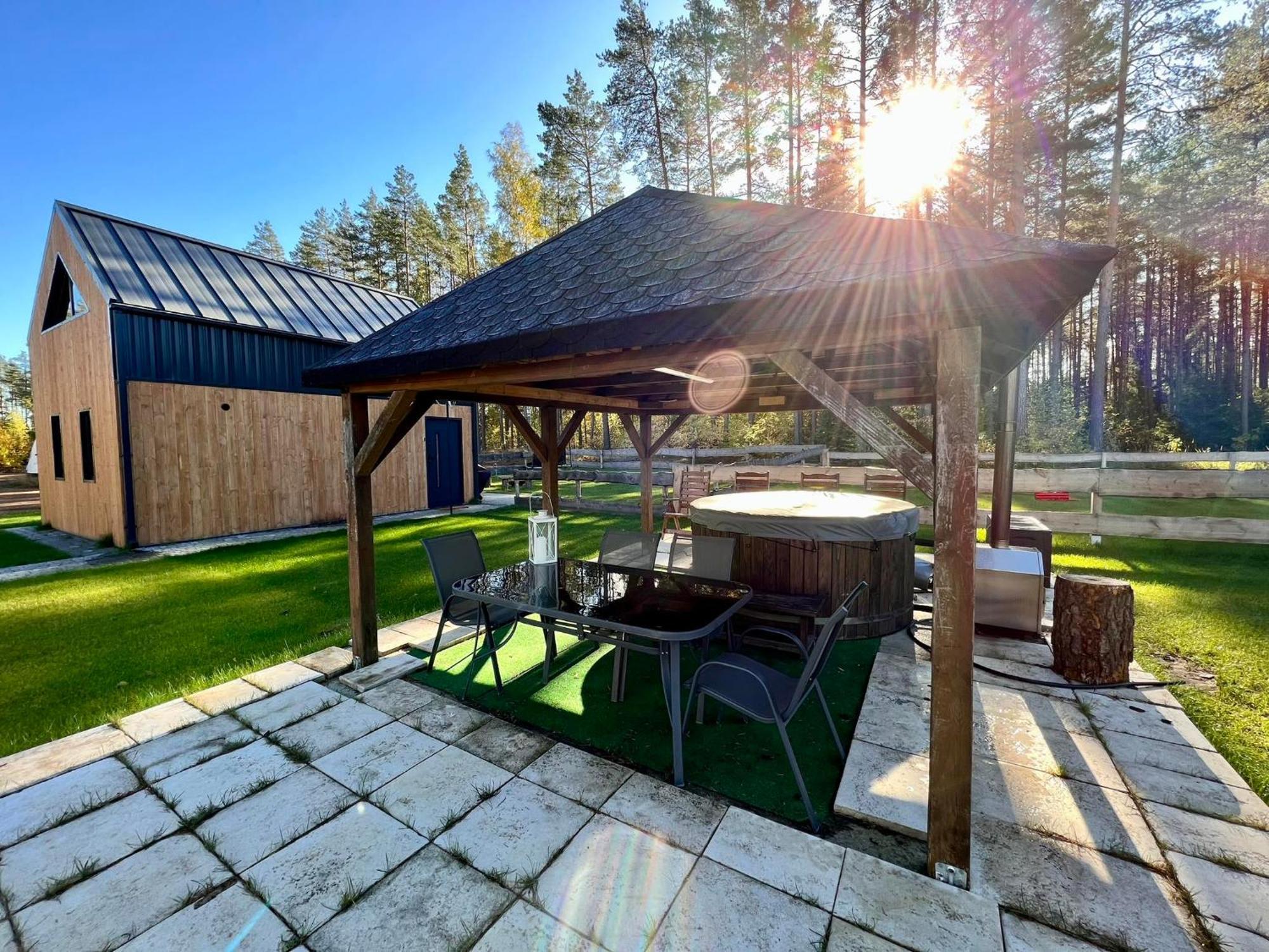 Caloroczne Domy Z Bala - Casa Del Czyzyk Serwy Exteriér fotografie